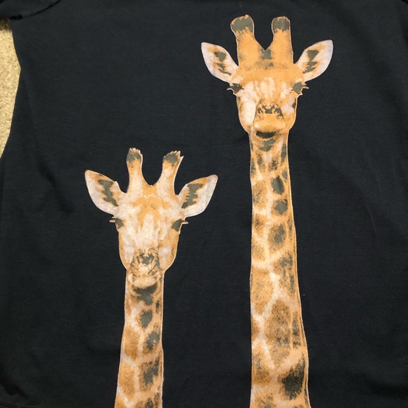 2 WOMENS long sleeve silky light giraffe inspired top by SHEILAY BRAND SIZE XL - Picture 5 of 12